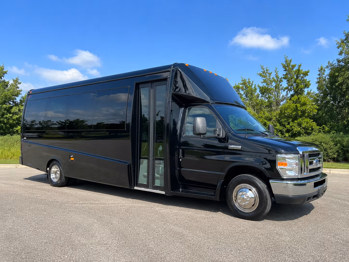 charter buses for large rancho cucamonga prom groups and school organized transportation