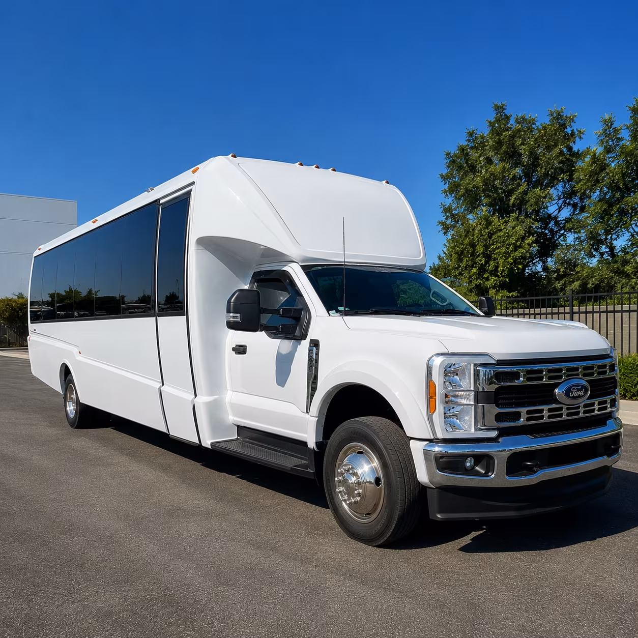 corporate airport transfer buses to and from ontario international airport ont