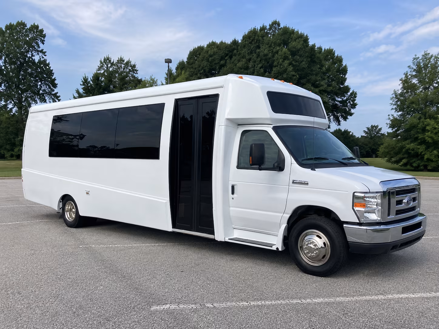rancho cucamonga 18 passenger party bus