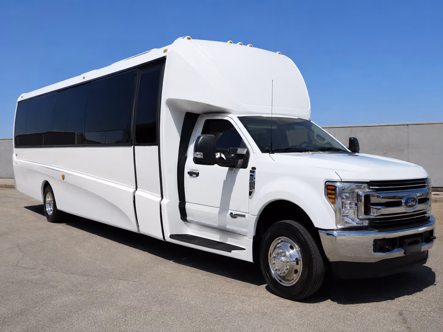 school field trip and student group buses in rancho cucamonga